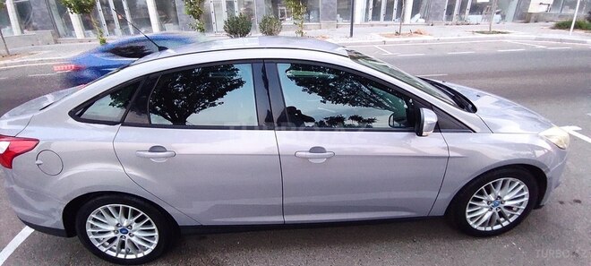 Ford Focus 2012, 137,000 km - 1.6 l - Bakı