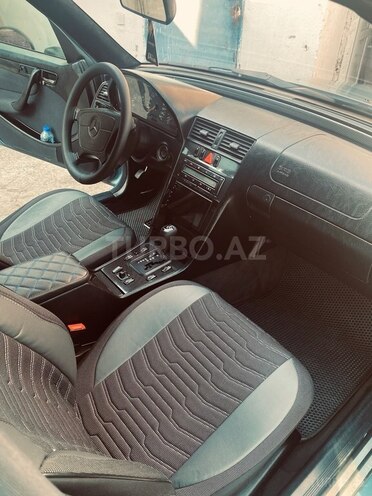 Mercedes C 200 1998, 286,300 km - 2.0 l - Bakı