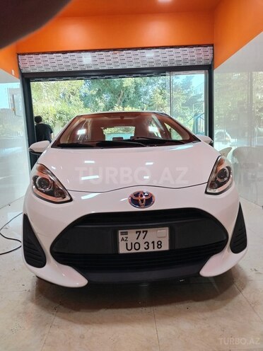 Toyota Aqua 2018, 80,000 km - 1.5 l - Bakı