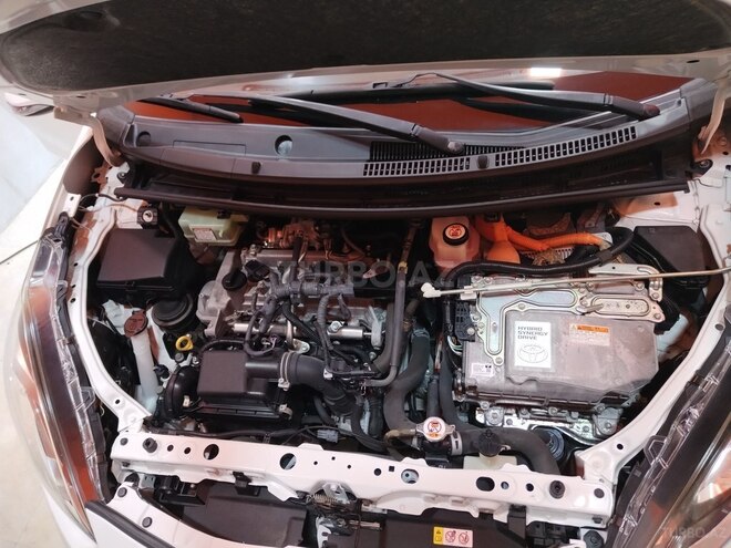 Toyota Aqua 2018, 80,000 km - 1.5 l - Bakı