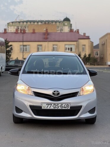 Toyota Vitz 2012, 174,000 km - 1.3 l - Bakı