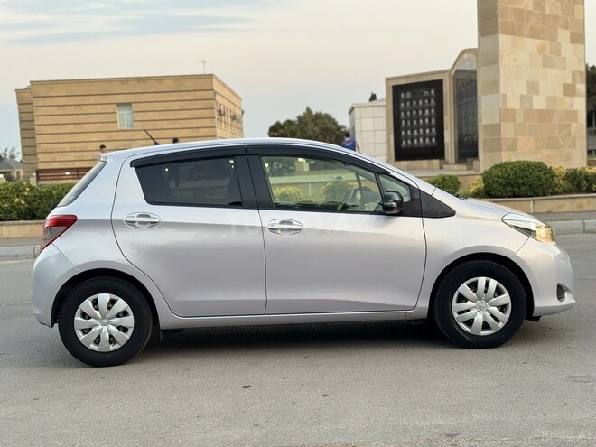 Toyota Vitz 2012, 174,000 km - 1.3 l - Bakı