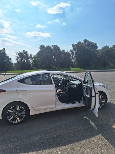 Hyundai Elantra 2015, 148,000 km - 1.8 л - Bakı