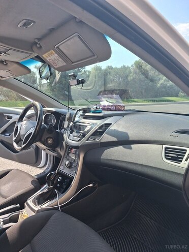 Hyundai Elantra 2015, 148,000 km - 1.8 л - Bakı