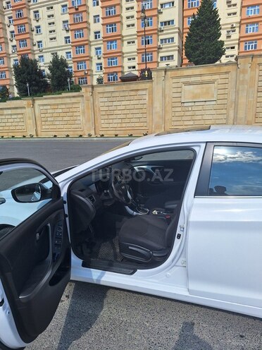 Hyundai Elantra 2015, 148,000 km - 1.8 л - Bakı