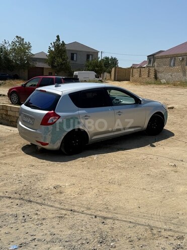 Kia Ceed 2010, 218,000 km - 1.6 л - Bakı