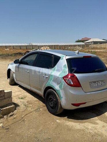 Kia Ceed 2010, 218,000 km - 1.6 л - Bakı
