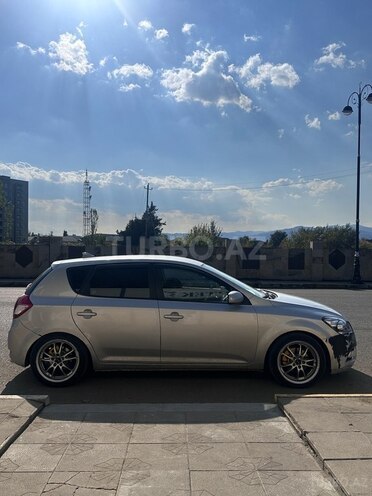 Kia Ceed 2010, 218,000 km - 1.6 л - Bakı