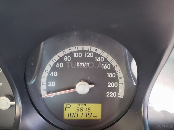 Kia Sportage 2009, 180,000 km - 2.0 л - Bakı
