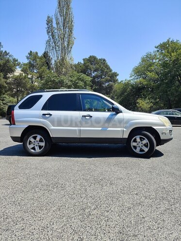Kia Sportage 2009, 180,000 km - 2.0 л - Bakı