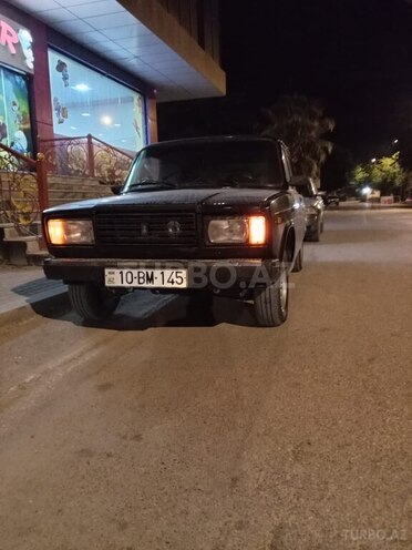 LADA (VAZ) 2107 1993, 250,000 km - 1.6 l - Salyan