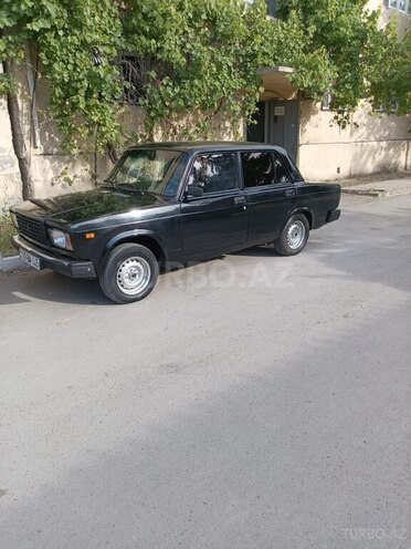 LADA (VAZ) 2107 1993, 250,000 km - 1.6 l - Salyan