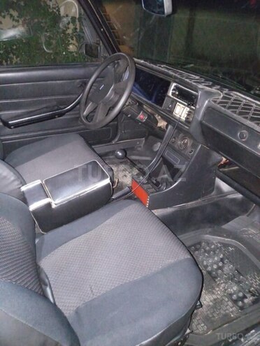 LADA (VAZ) 2107 1993, 250,000 km - 1.6 l - Salyan