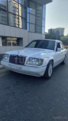 Mercedes E 220 1994, 552,000 km - 2.2 l - Bakı