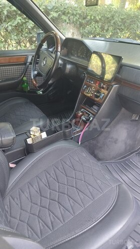 Mercedes E 220 1994, 552,000 km - 2.2 l - Bakı