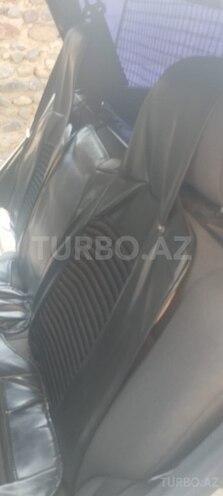 Mercedes E 220 d 2001, 834,321 km - 2.2 l - Samux