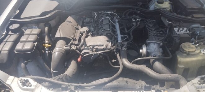 Mercedes E 220 d 2001, 834,321 km - 2.2 l - Samux
