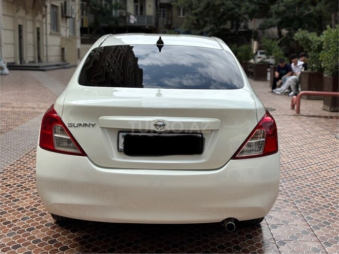 Nissan Sunny 2014, 185,000 km - 1.5 л - Bakı