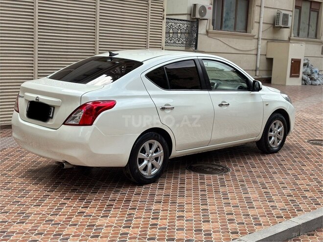 Nissan Sunny 2014, 185,000 km - 1.5 л - Bakı