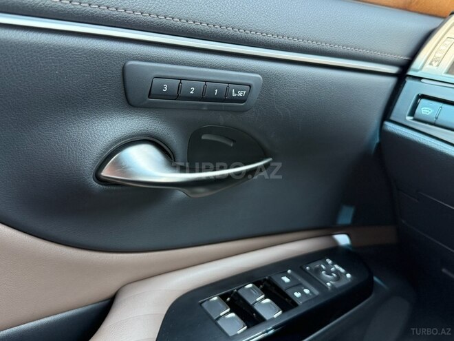 Lexus ES 250 2022, 11,000 km - 2.5 л - Bakı