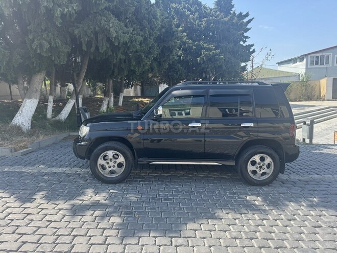 Mitsubishi Pajero io 2001, 235,000 km - 2.0 l - Bakı