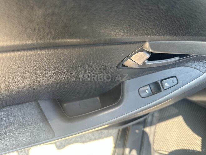Hyundai Elantra 2011, 250,000 km - 1.8 л - Bakı