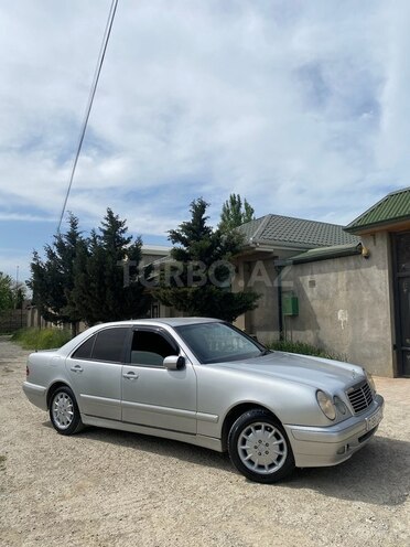 Mercedes E 220 d 1999, 567,000 km - 2.2 l - Bakı