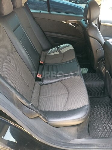 Mercedes E 240 2004, 305,956 km - 2.6 l - Bakı