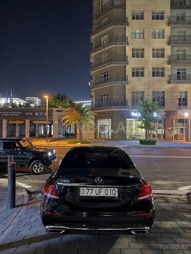 Mercedes E 220 d 2017, 183,000 km - 2.0 l - Bakı