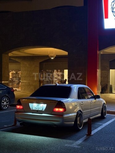 Mercedes C 240 2000, 250,000 km - 2.4 l - Bakı