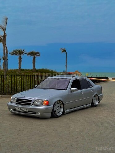 Mercedes C 240 2000, 250,000 km - 2.4 l - Bakı