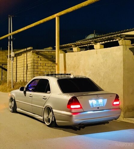 Mercedes C 240 2000, 250,000 km - 2.4 l - Bakı