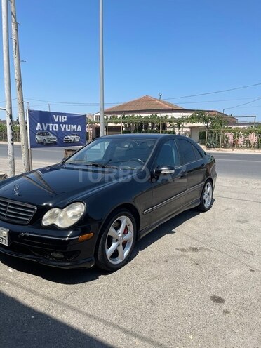 Mercedes C 230 2005, 220,000 km - 2.5 l - Bakı
