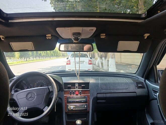 Mercedes C 200 1999, 195,636 km - 2.0 l - Beyləqan