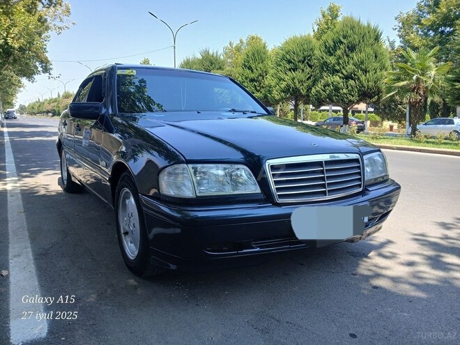 Mercedes C 200 1999, 195,636 km - 2.0 l - Beyləqan
