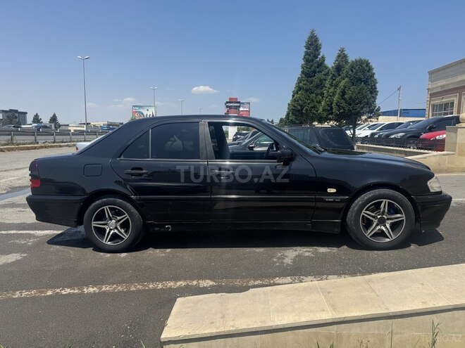 Mercedes C 220 d 2000, 300,000 km - 2.2 l - Bakı