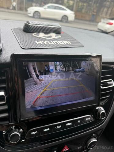 Hyundai Accent 2021, 100,300 km - 1.6 l - Bakı