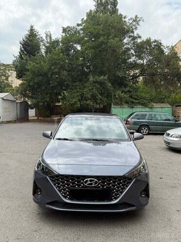 Hyundai Accent 2021, 100,300 km - 1.6 l - Bakı