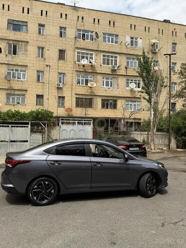 Hyundai Accent 2021, 100,300 km - 1.6 l - Bakı