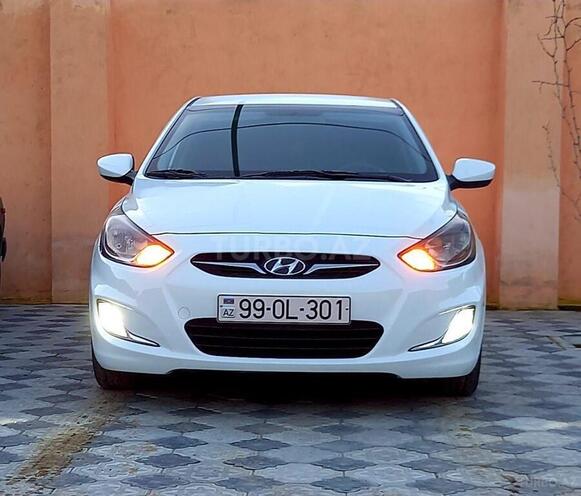Hyundai Accent 2013, 332,525 km - 1.4 l - Bakı