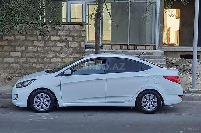 Hyundai Accent 2013, 332,525 km - 1.4 l - Bakı