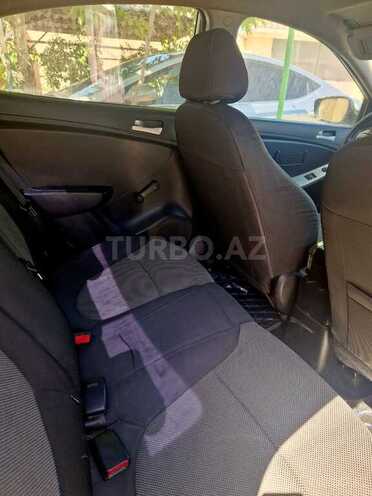 Hyundai Accent 2013, 332,525 km - 1.4 l - Bakı