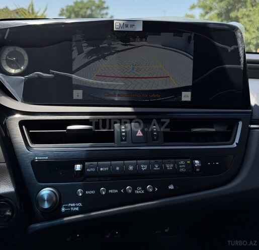Lexus ES 300h 2025, 0 km - 2.5 l - Bakı