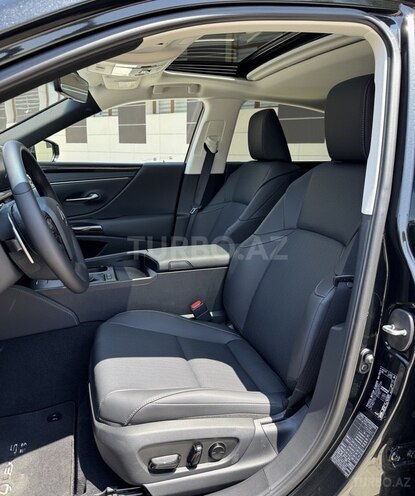 Lexus ES 300h 2025, 0 km - 2.5 l - Bakı