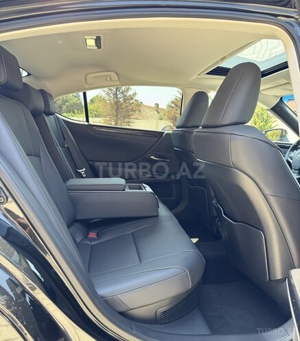 Lexus ES 300h 2025, 0 km - 2.5 l - Bakı