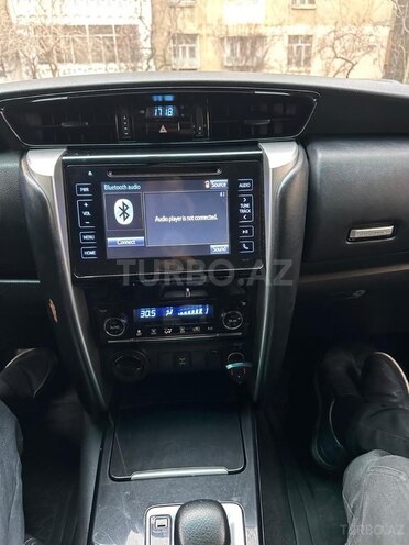Toyota Fortuner 2017, 186,000 km - 2.7 l - Bakı