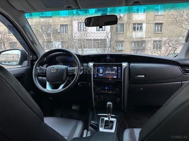 Toyota Fortuner 2017, 186,000 km - 2.7 l - Bakı