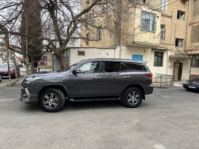 Toyota Fortuner 2017, 186,000 km - 2.7 l - Bakı