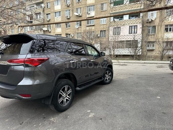 Toyota Fortuner 2017, 186,000 km - 2.7 l - Bakı