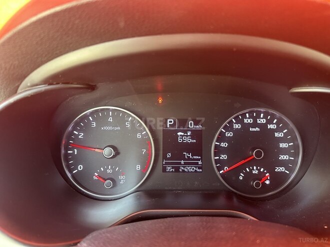 Kia Rio 2018, 240,000 km - 1.6 l - Bakı